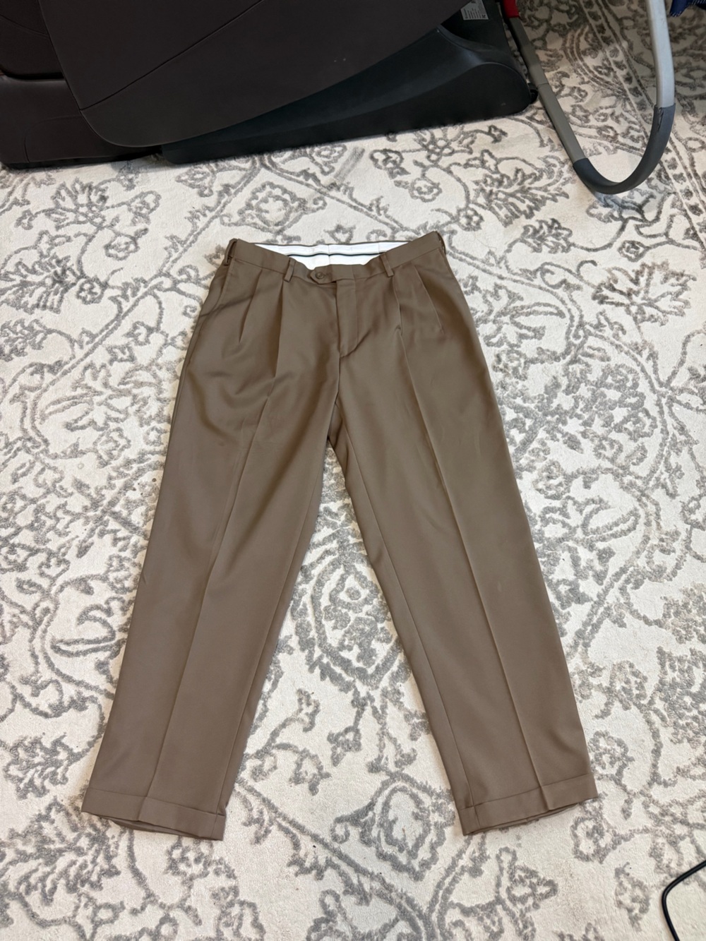 Jos. A. Bank traveler taupe pants 36x29